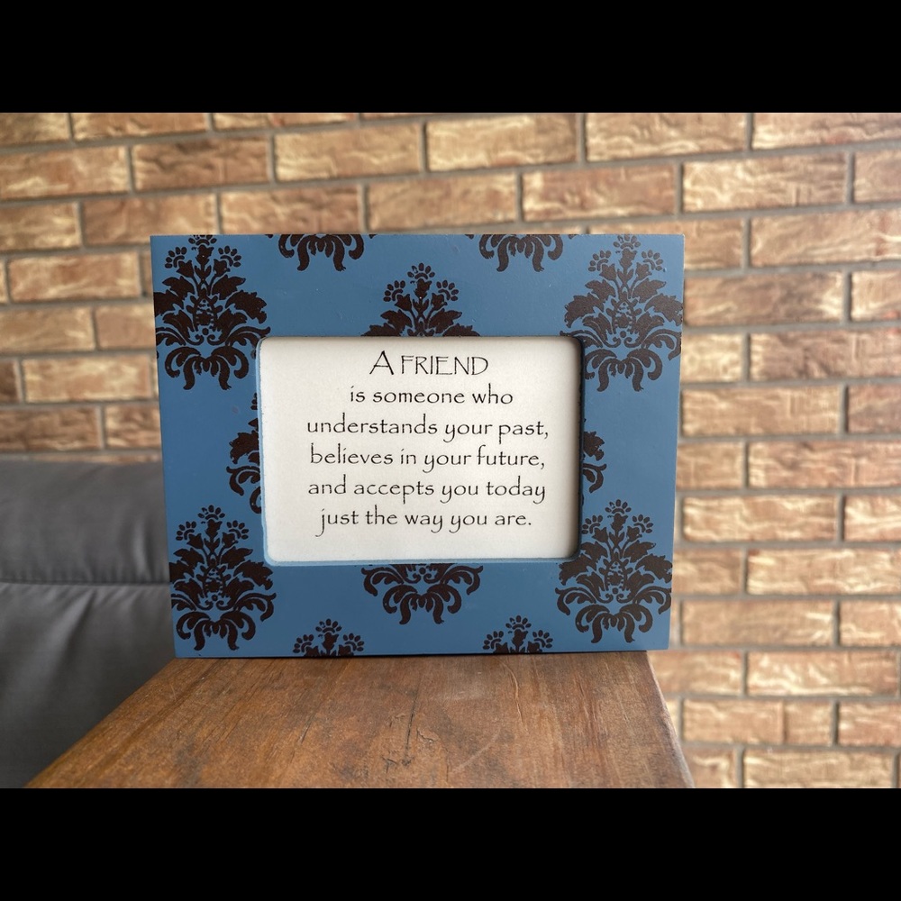 Friend Quote Picture in Frame